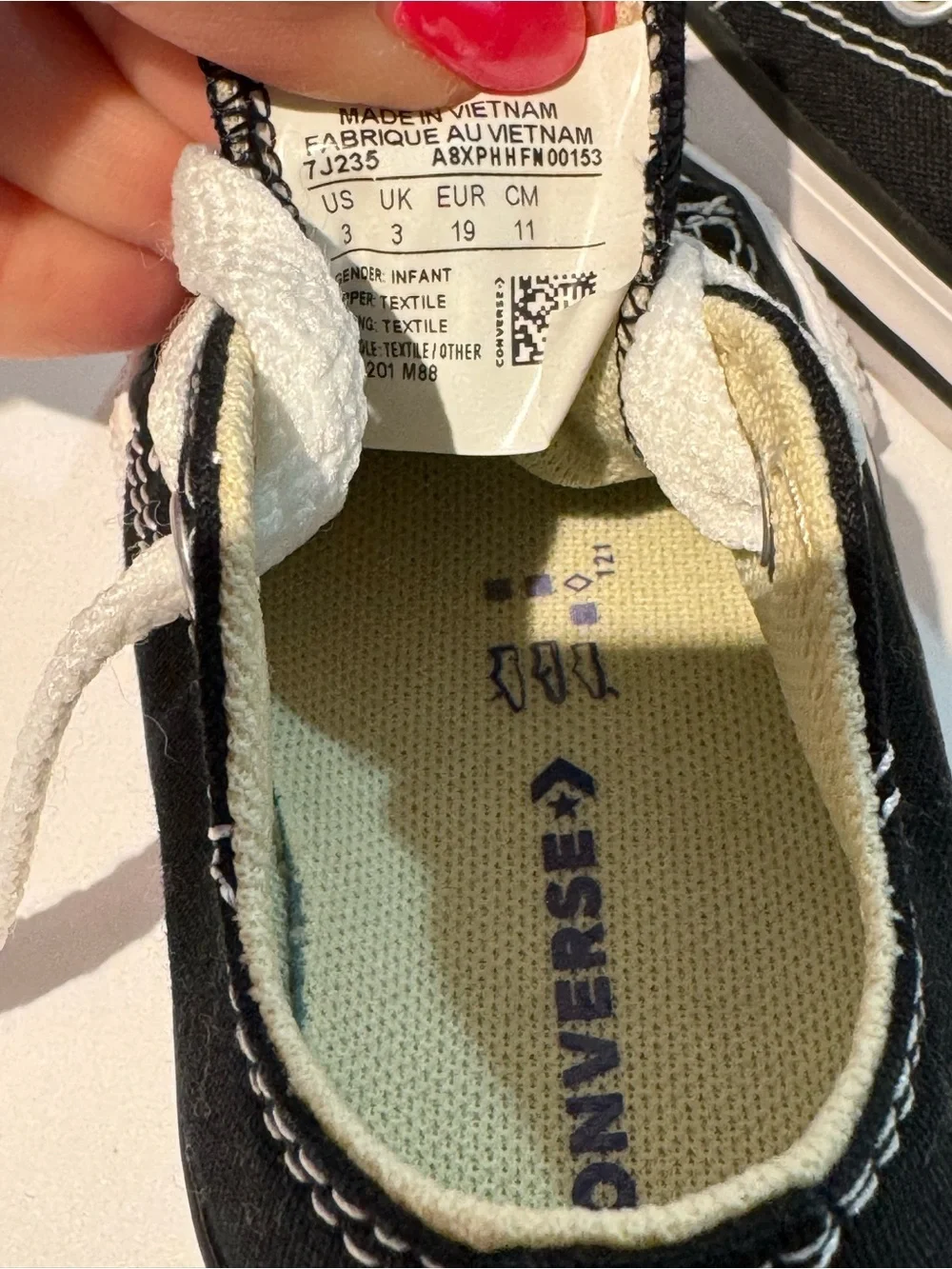 Converse classic low
